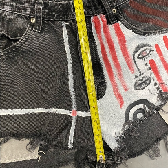 Vintage Wrangler Jean Shorts Custom Painted Distressed 34 - Picture 5 of 7